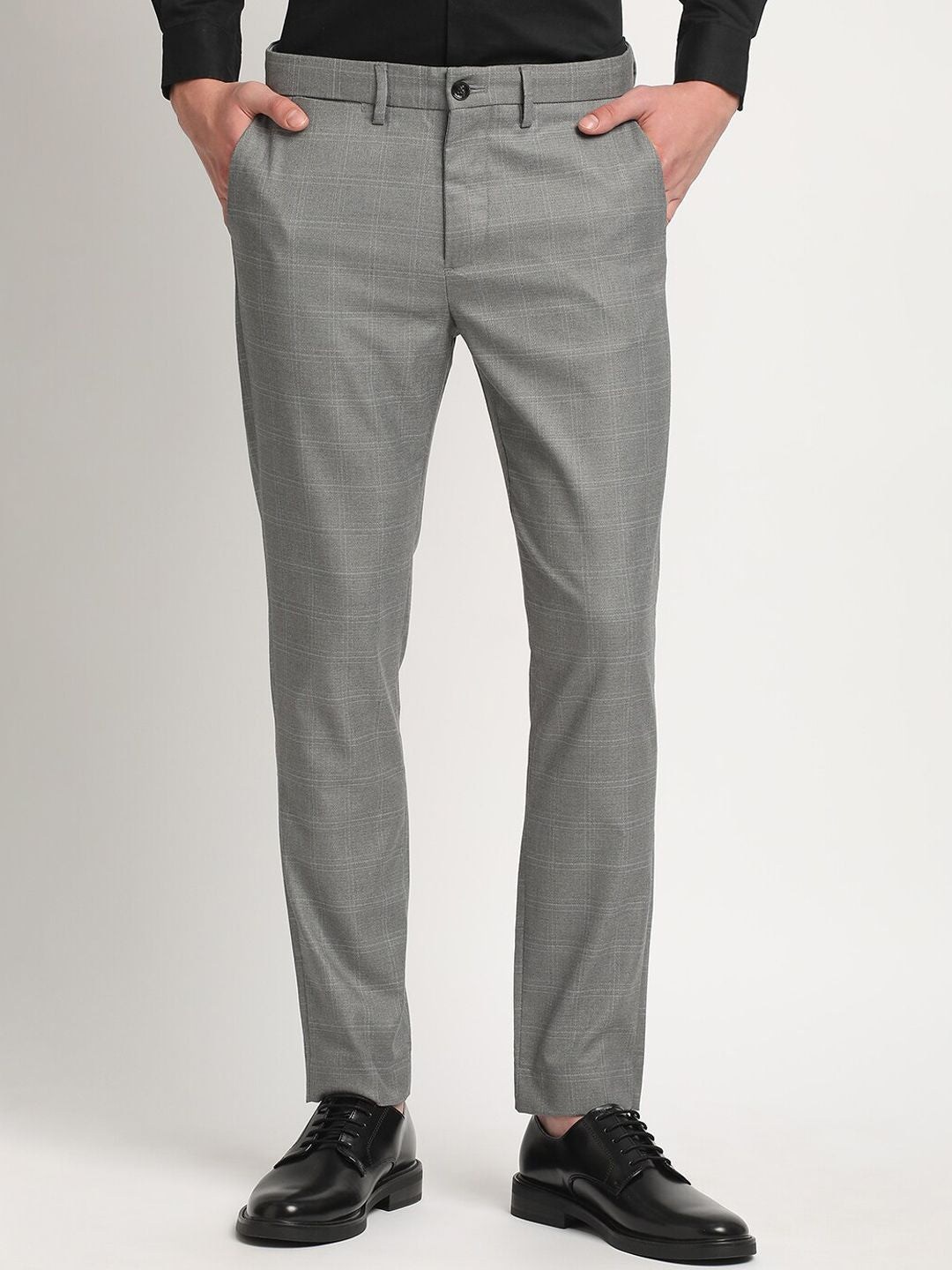 THE BEAR HOUSE Men Checked Tapered Fit Mid-Rise Formal Trousers