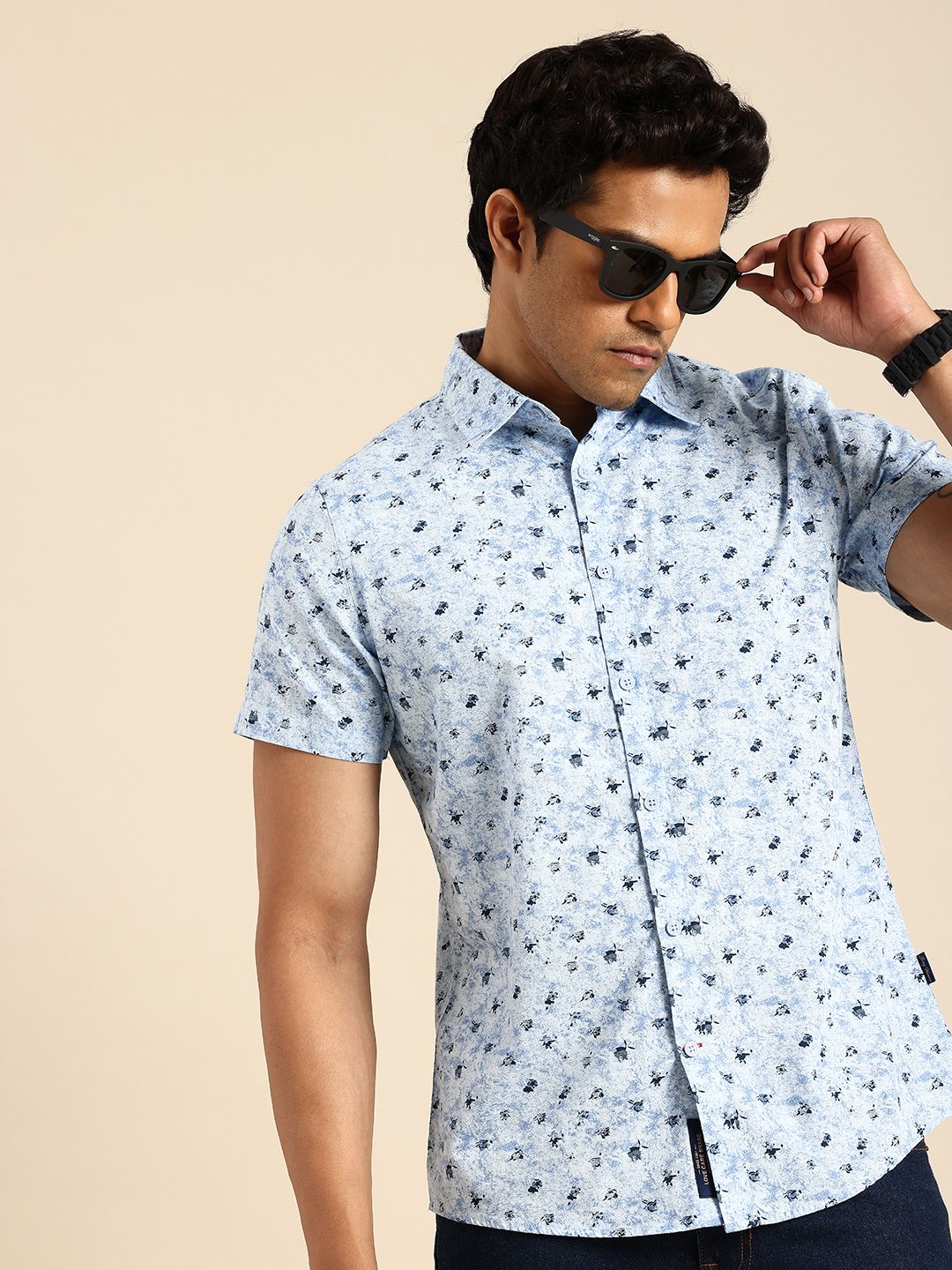 Being Human Slim Fit Abstract Printed Pure Cotton Casual Shirt