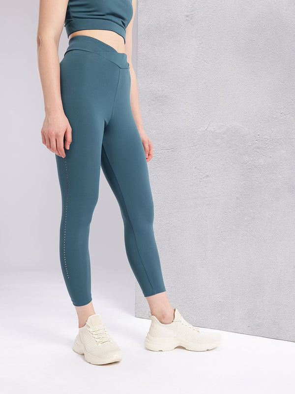 HRX by Hrithik Roshan Women Brand Logo Print Mid-Rise Cropped Running Tights