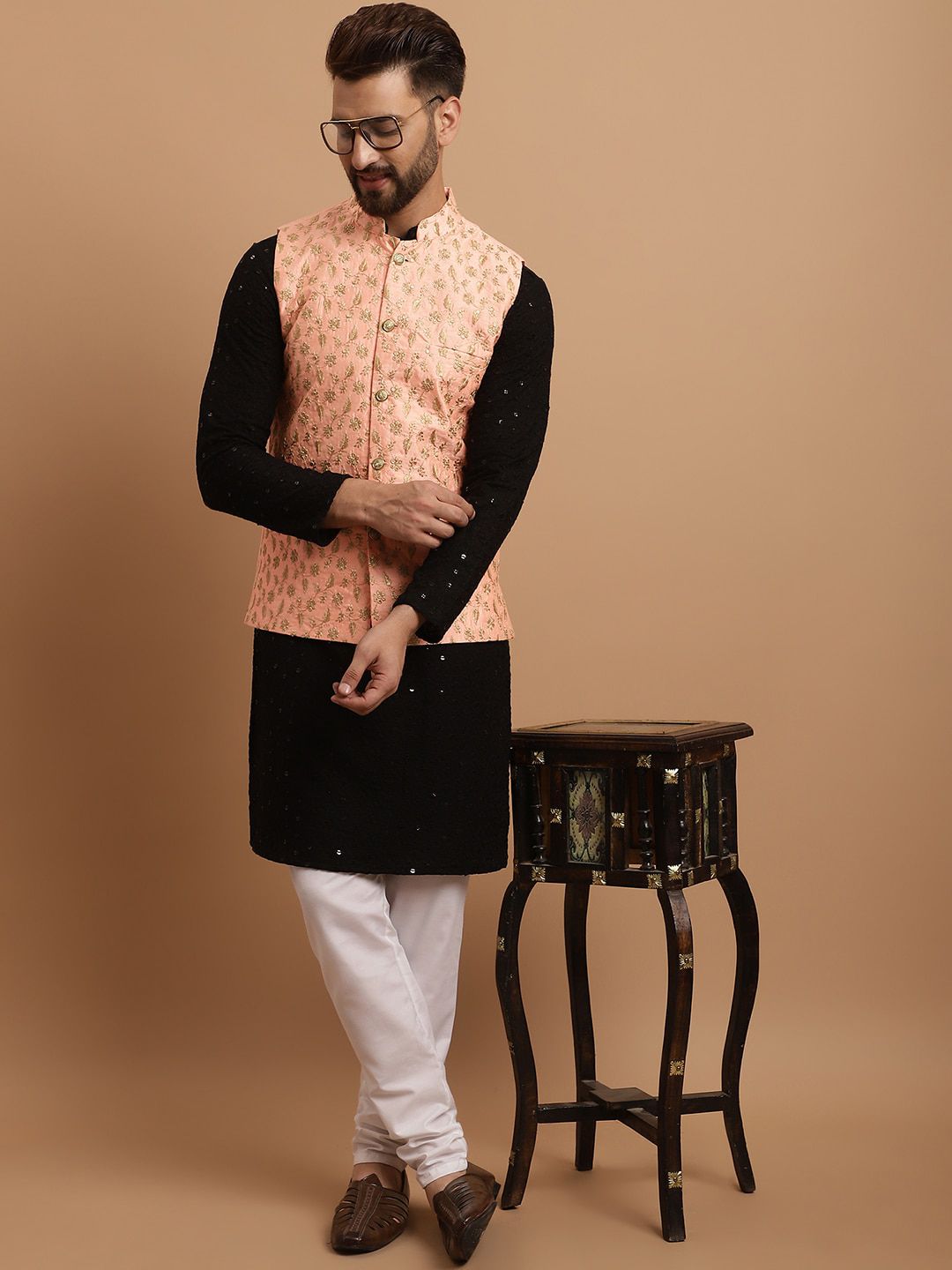SOJANYA Embroidered Mirror Work Pure Cotton Kurta with Churidar