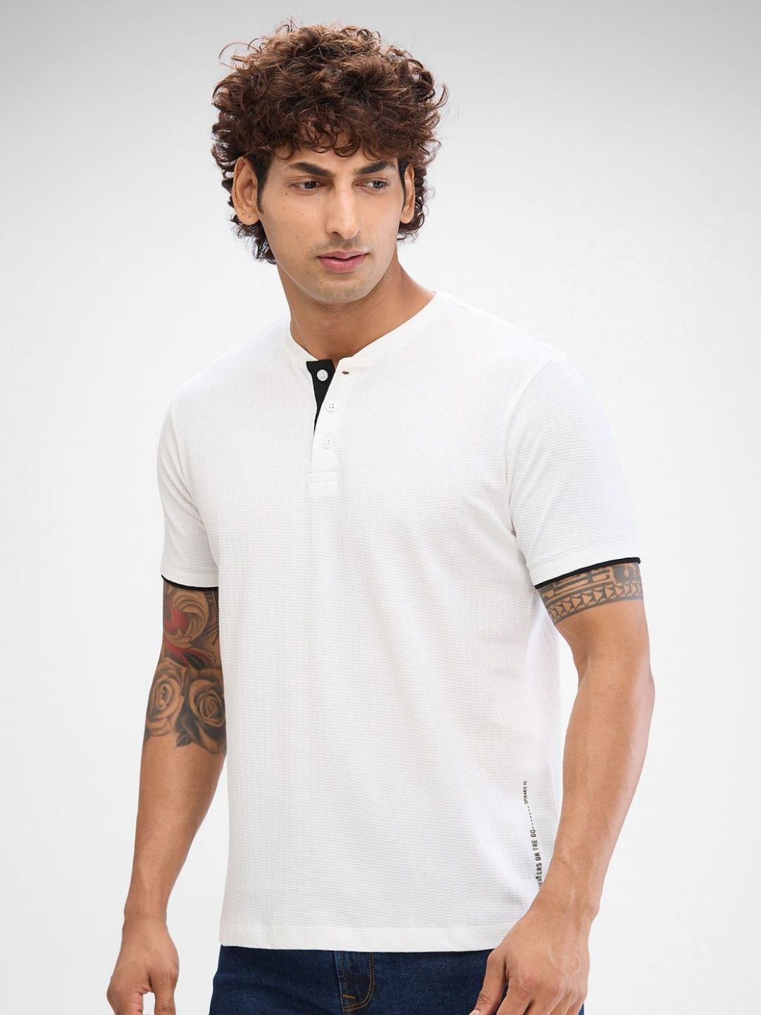 SPYKAR Men Pure Cotton Henley Neck Slim Fit T-shirt