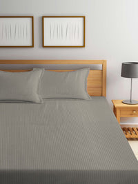 KLOTTHE Beige Striped Dilengkapi 300 TC King Cadar Halus dengan 2 Sarung Bantal-250X225 sm