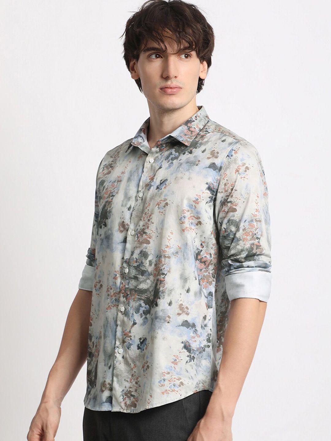 THE BEAR HOUSE Slim Fit Long Sleeves Spread Collar Cotton Opaque Printed Casual Shirt