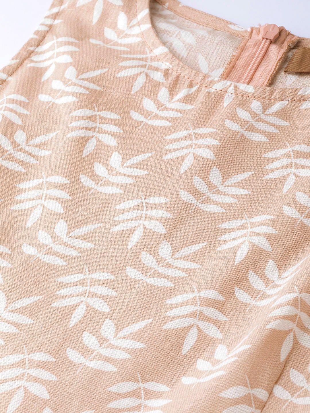 Shae by SASSAFRAS Women Peach-Coloured & White Printed A-Line Kurta