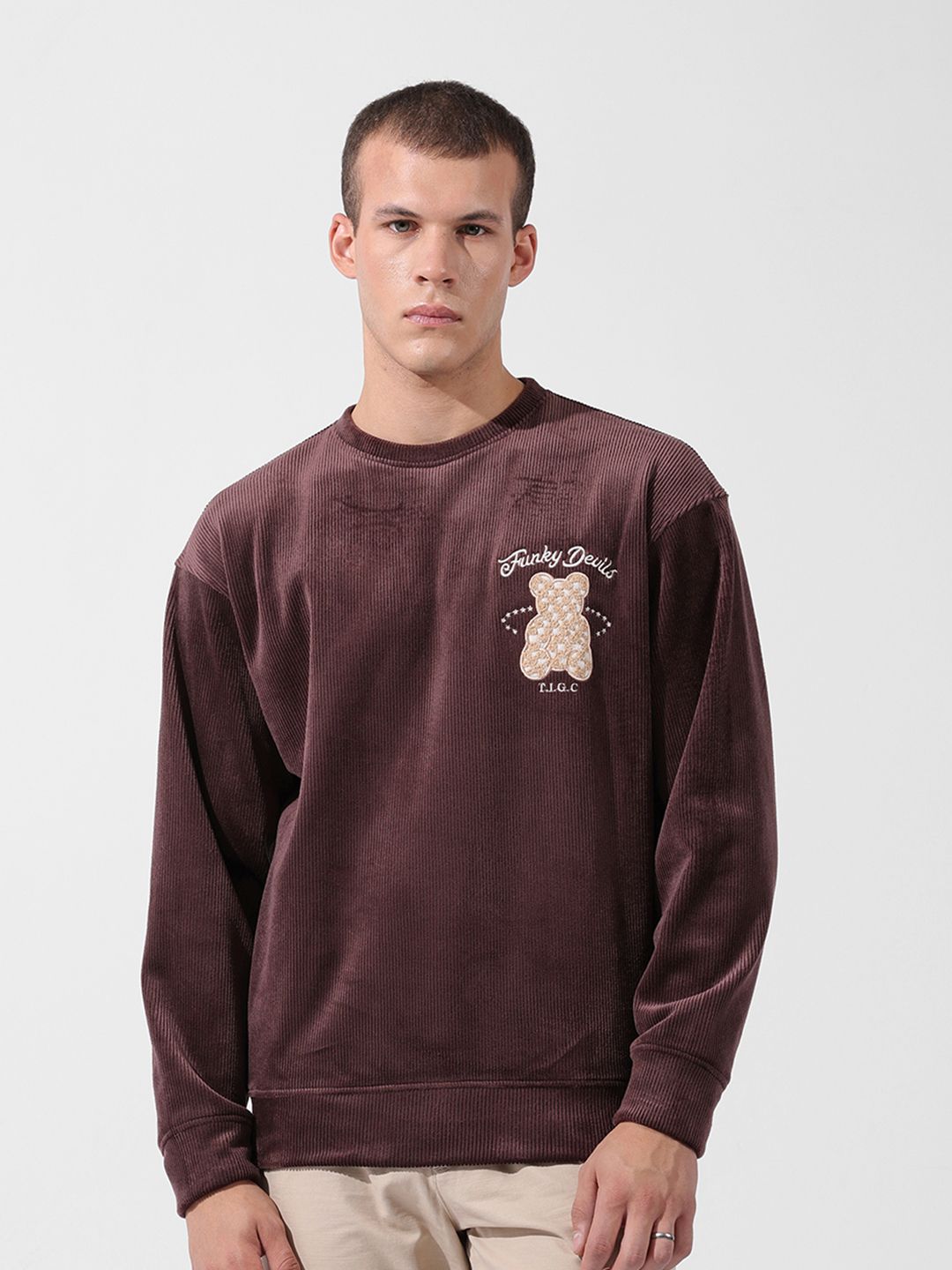 The Indian Garage Co Men Oversized Self Design Corduroy Crew Neck Sweatshirt