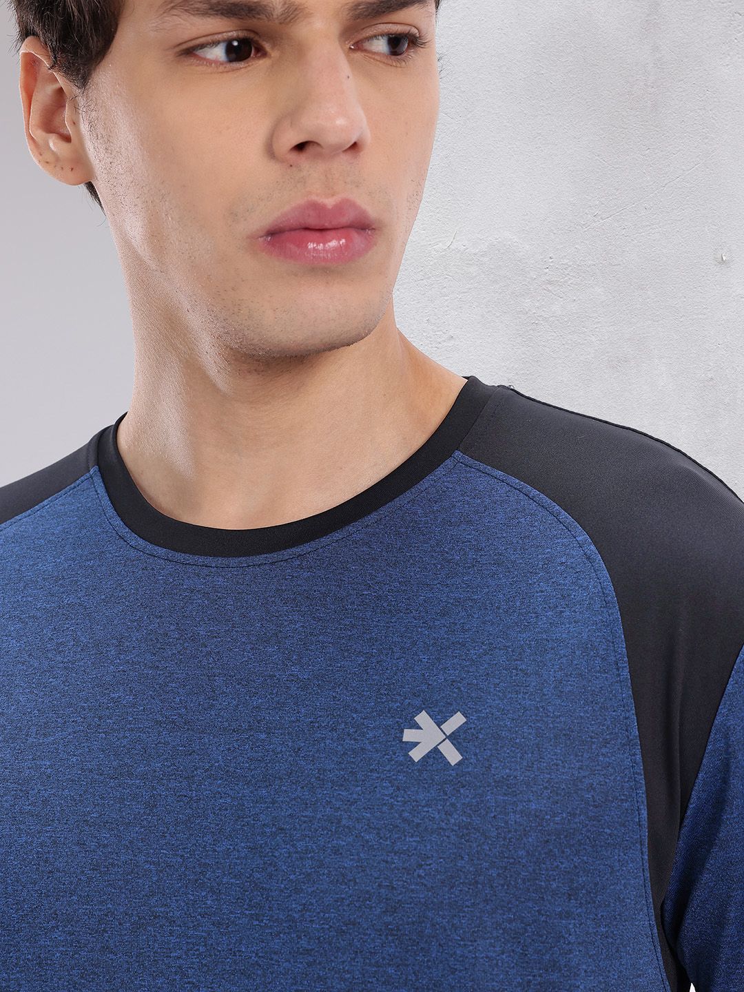 HRX by Hrithik Roshan Men Contrast Panel Rapid-Dry Training T-shirt