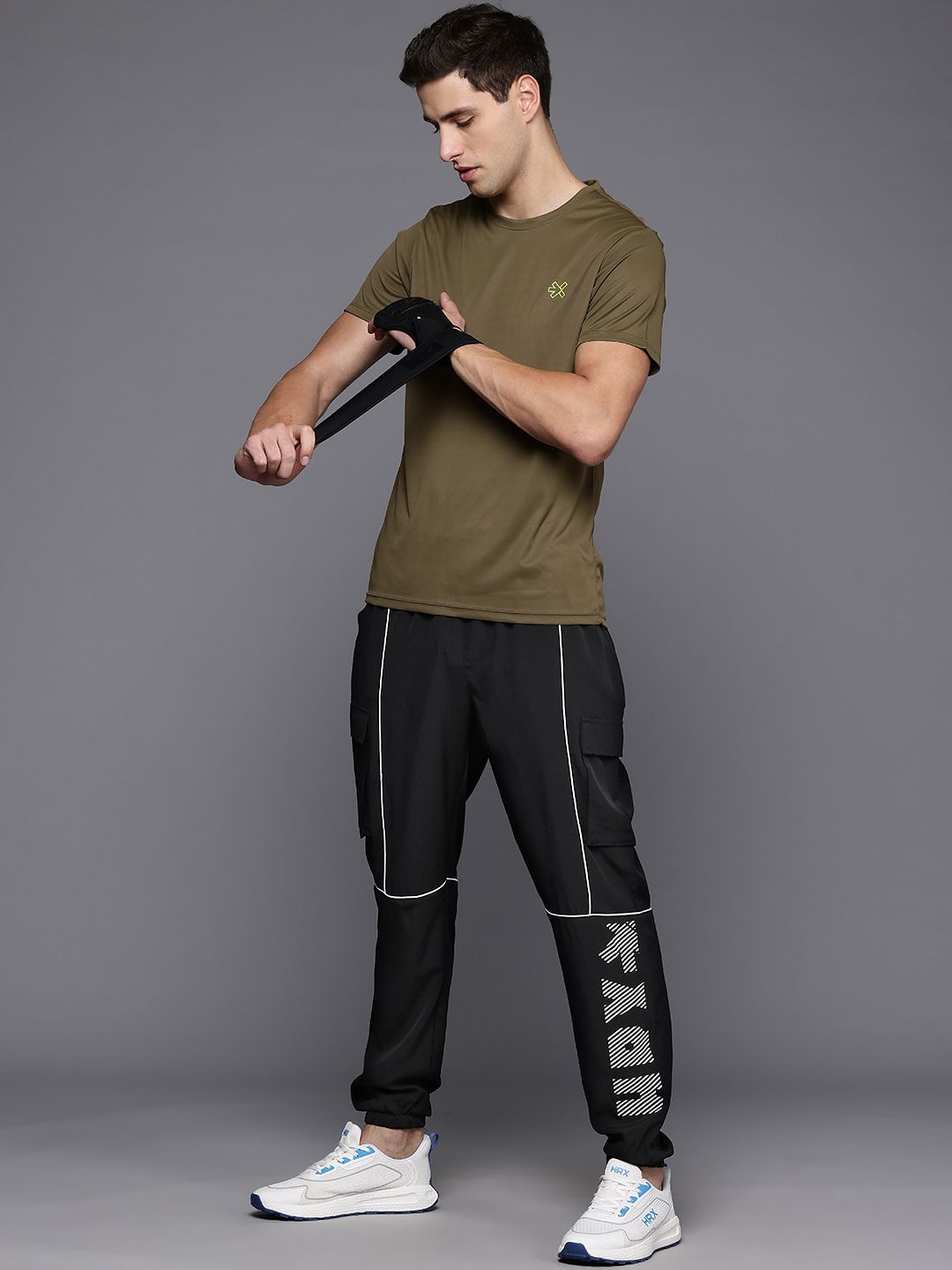 HRX by Hrithik Roshan Men Rapid-Dry Cargo Style Training Joggers