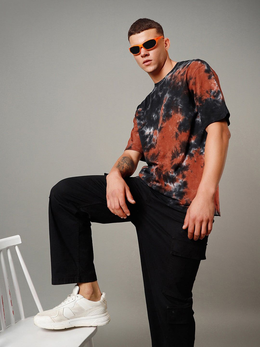 Bewakoof Tie and Dye Printed Drop-Shoulder Pure Cotton Oversized T-shirt