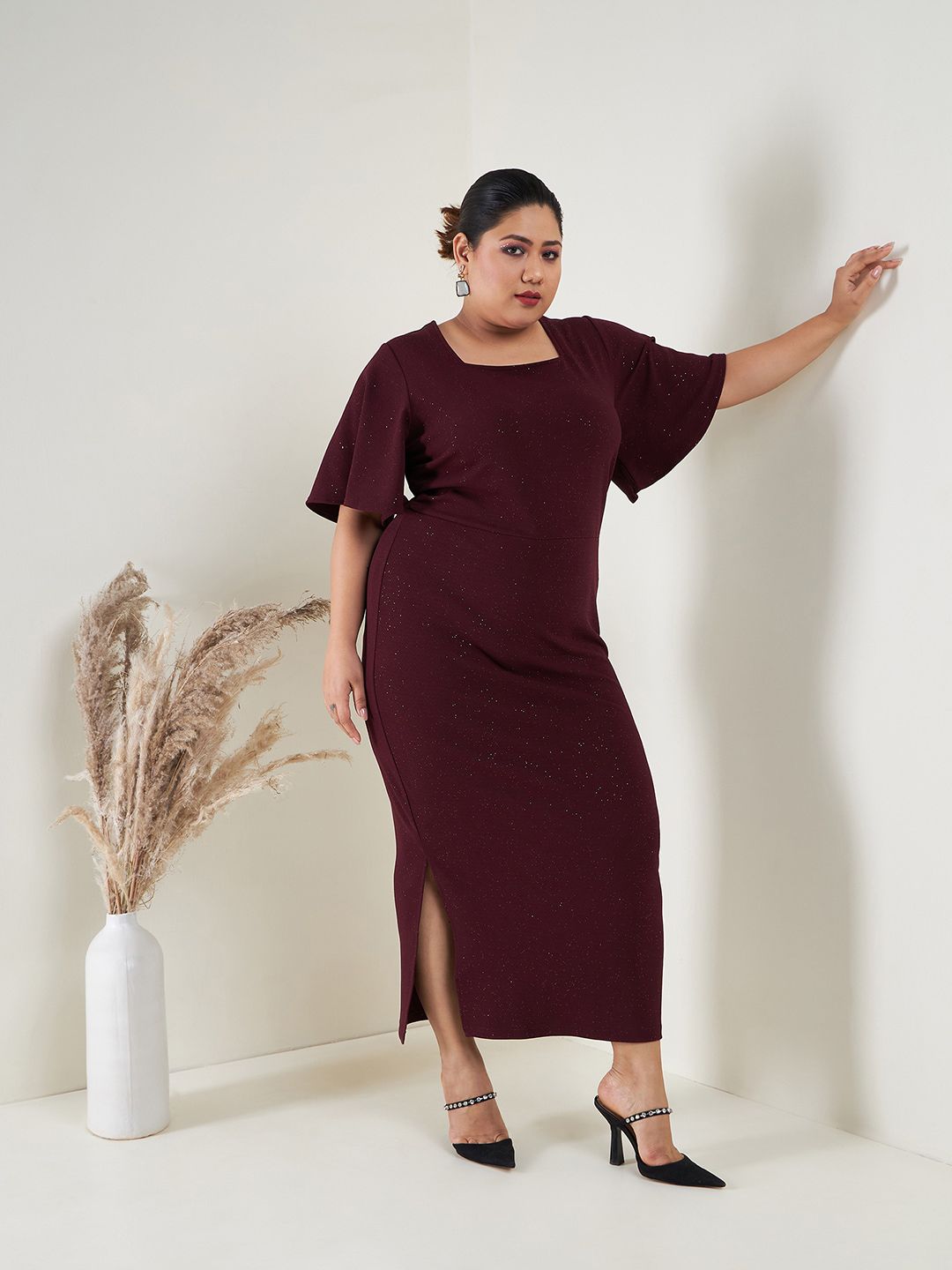 SASSAFRAS Curve Plus Size Flared Sleeves Square Neck Maxi Sheath Dress