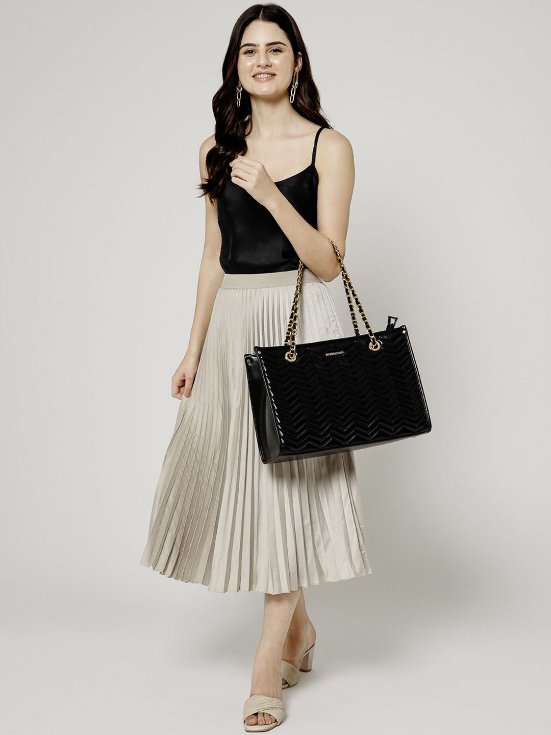 Berrylush Structured Sling Bag with Quilted