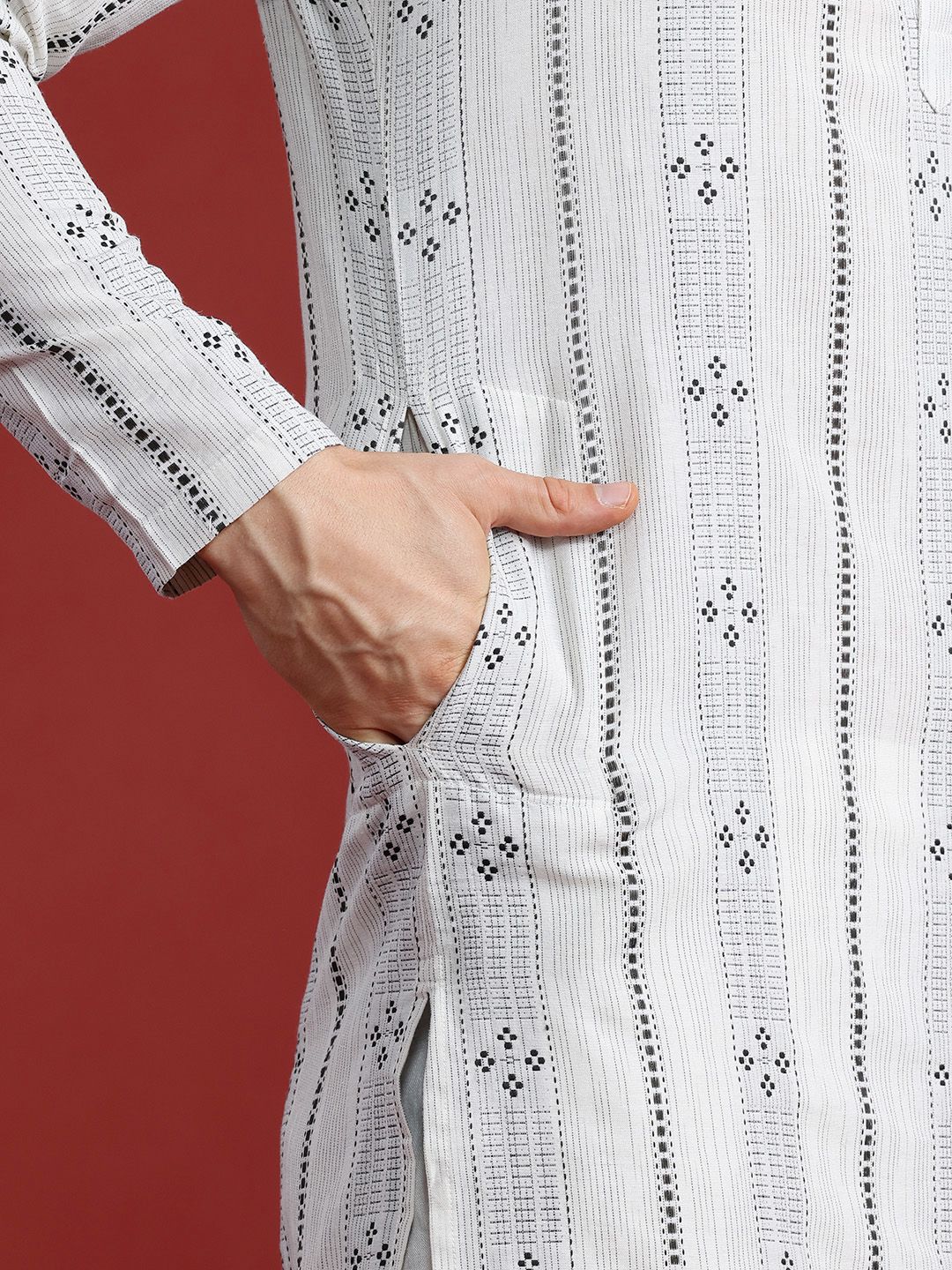 Anouk  Geometric Kantha Work Kurta