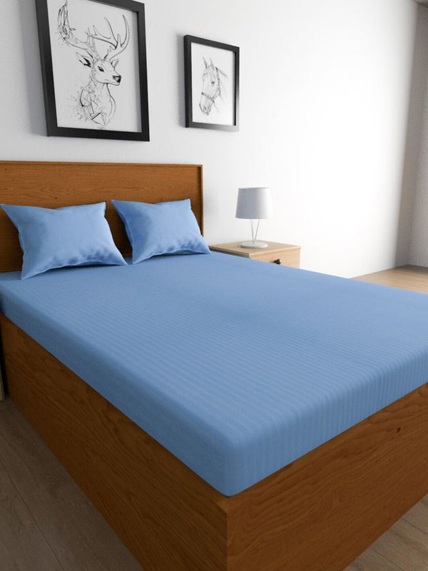 TEAL BY CHUMBAK Blue Printed 210 TC Queen Bedsheet with 2 Pillow Covers