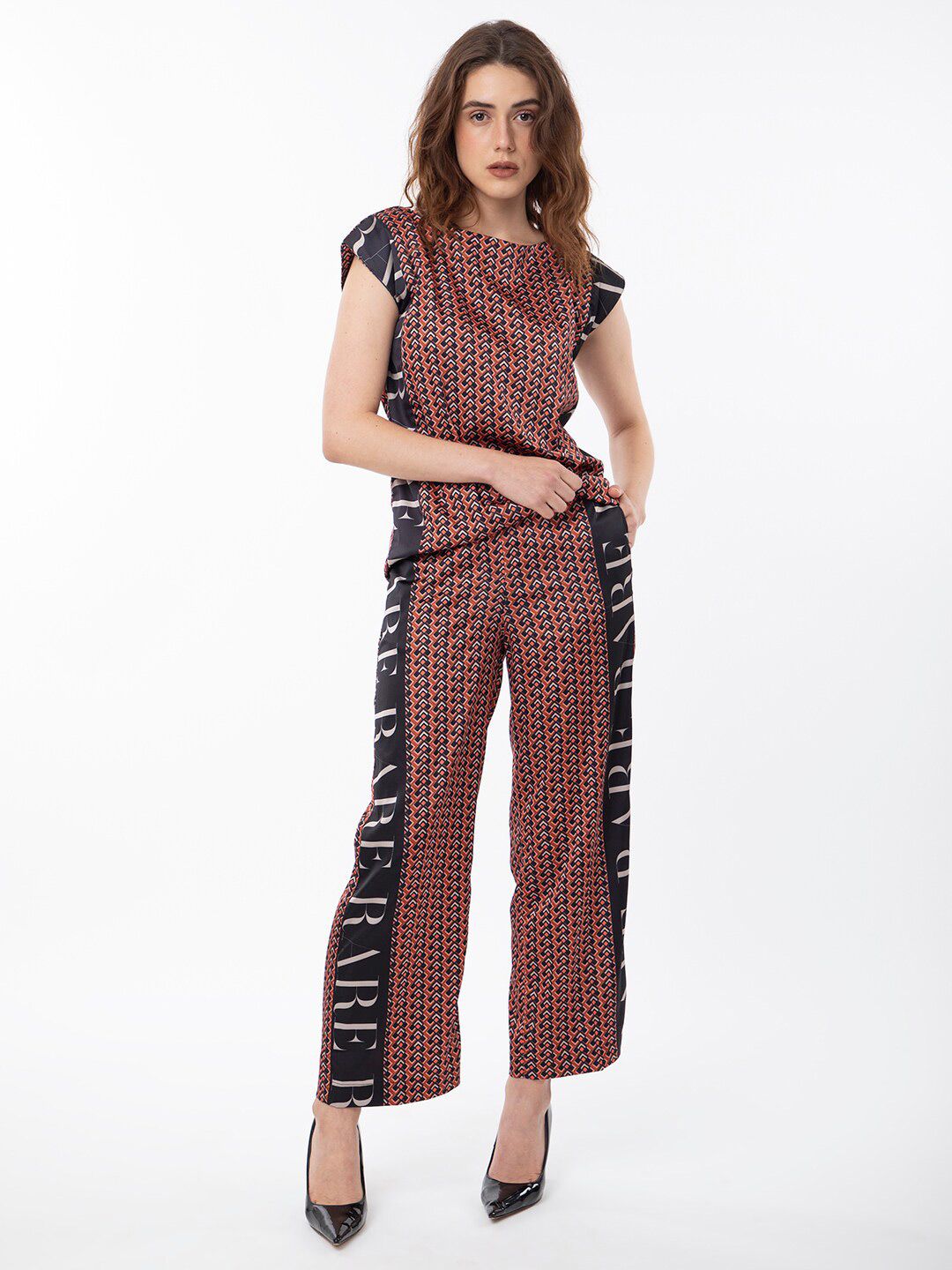 RAREISM Abstract Printed Extended Sleeves Top