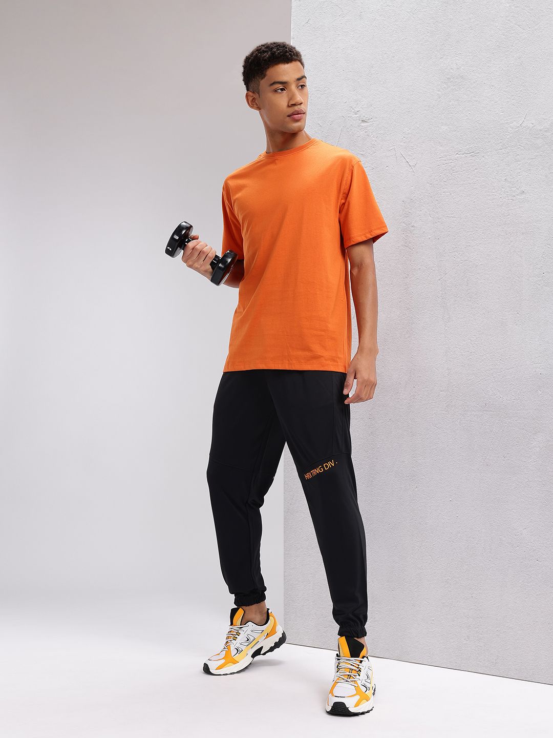 HRX by Hrithik Roshan Men Typography Print Detail Mid-Rise Rapid-Dry Training Joggers