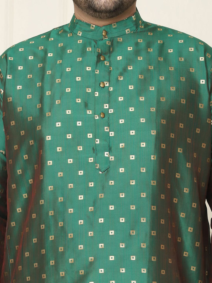 SOJANYA PLUS Men Plus Size Green & Golden Geometric Jacquard Kurta