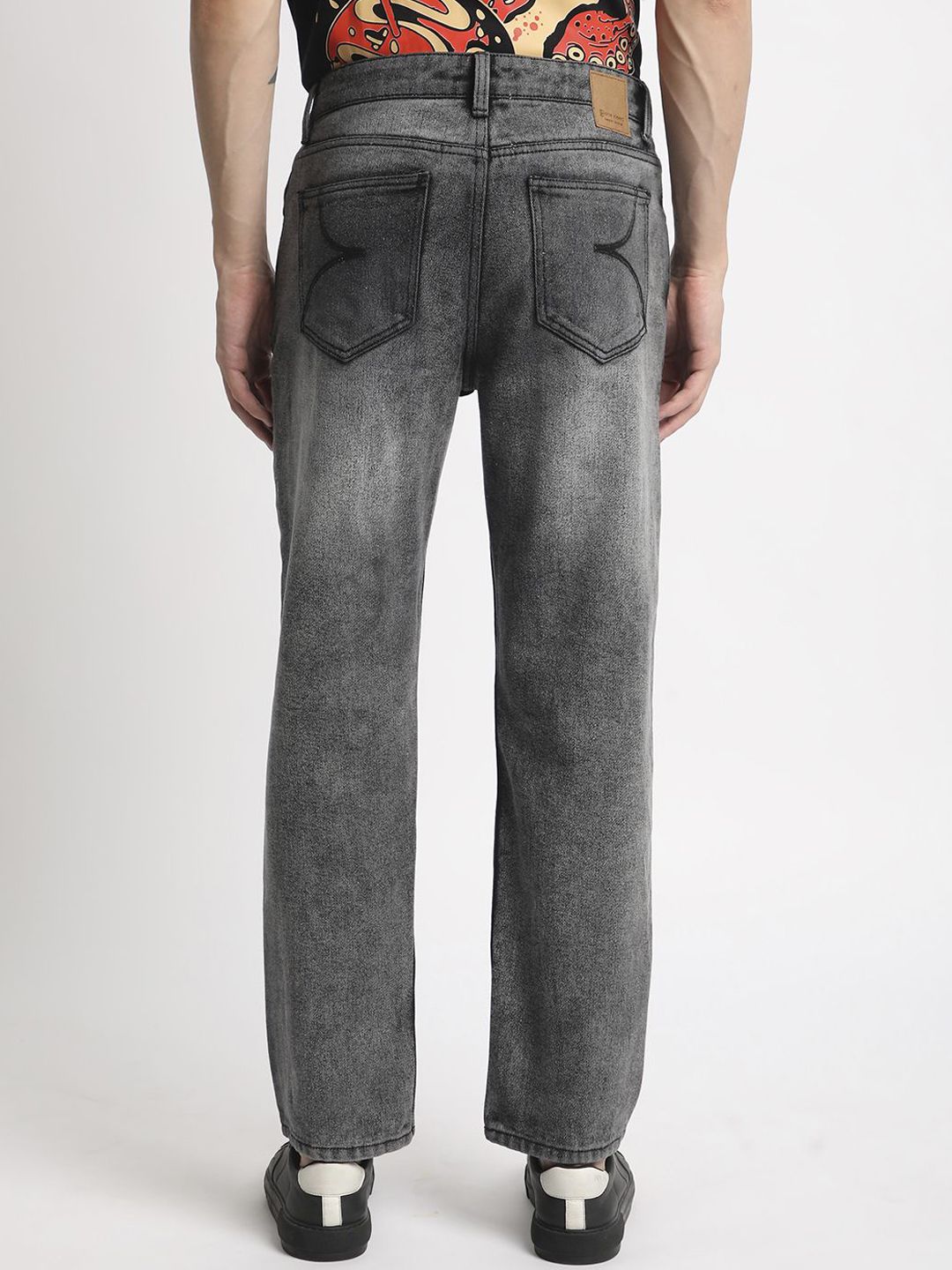 Bene Kleed Men Relaxed Fit High-Rise Heavy Fade Jeans