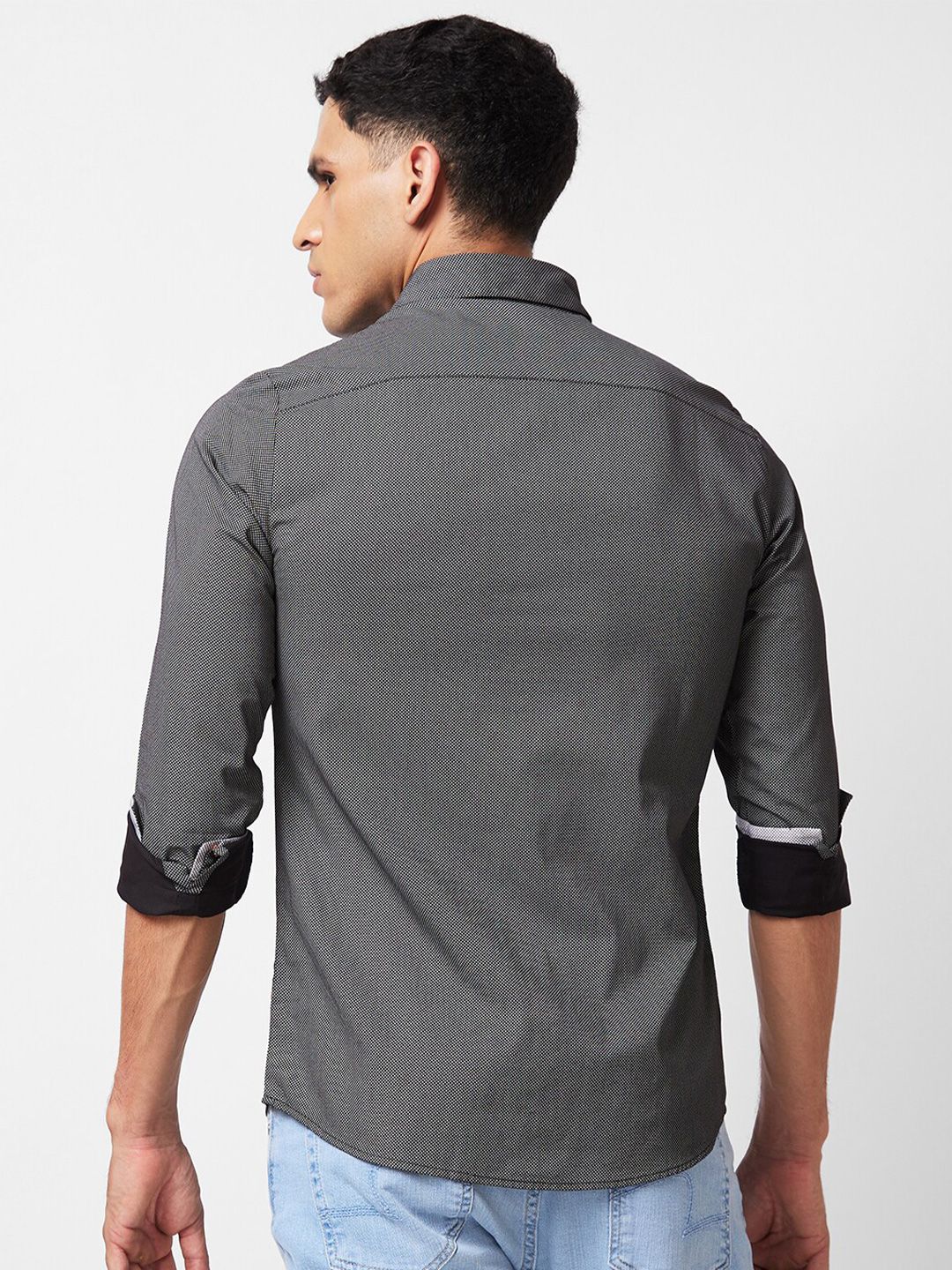 SPYKAR Spread Collar Long Sleeves Slim Fit Cotton Casual Shirt