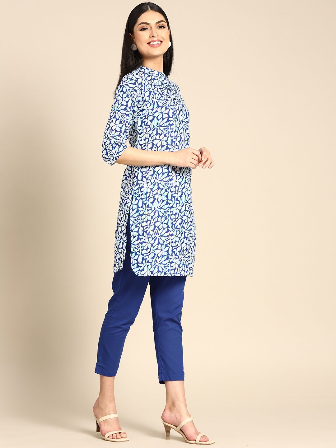 Anouk Women Blue Floral Printed Regular Pure Cotton Kurta with Trousers