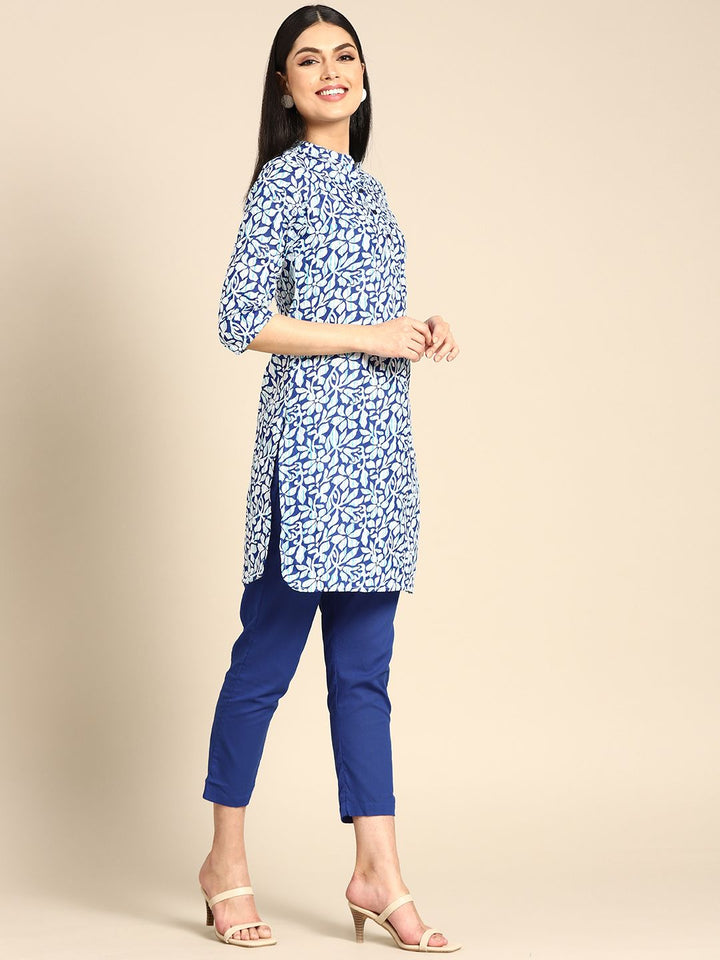 Anouk Women Blue Floral Printed Regular Pure Cotton Kurta with Trousers