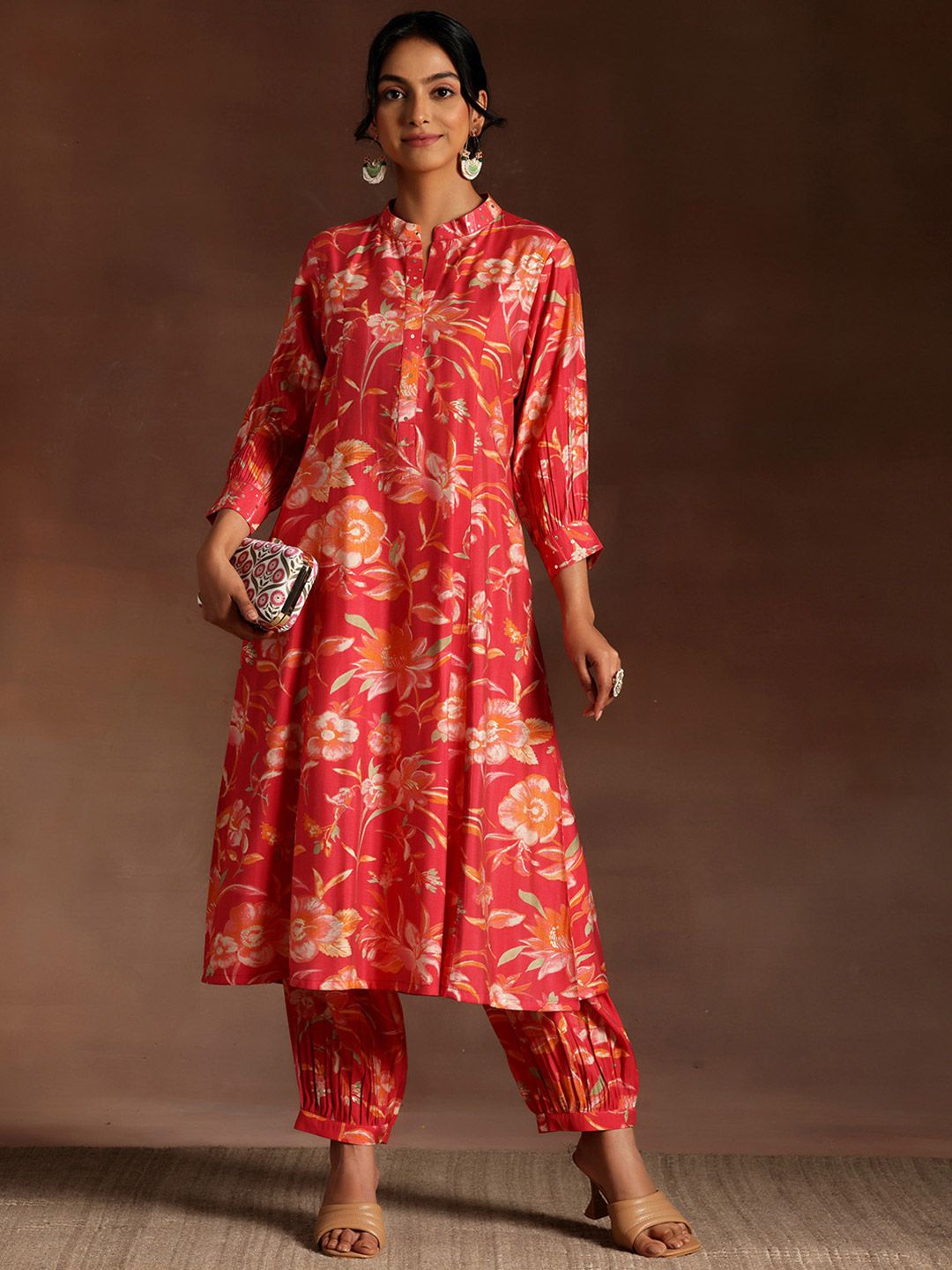 Libas Abstract Printed Regular Kurta with Salwar