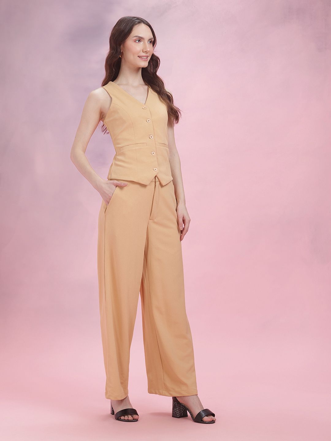 DressBerry Single-Breasted Waistcoat with Wide-Leg Trousers