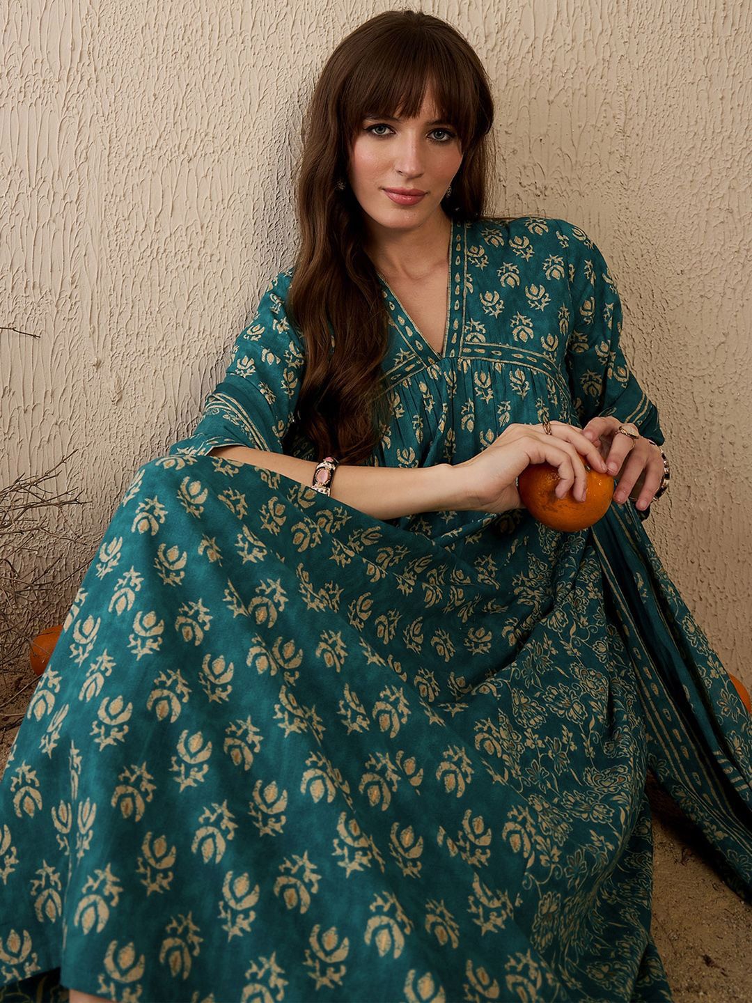Indo Era Women Floral Printed Empire Pure Cotton Kurta with Trousers & With Dupatta