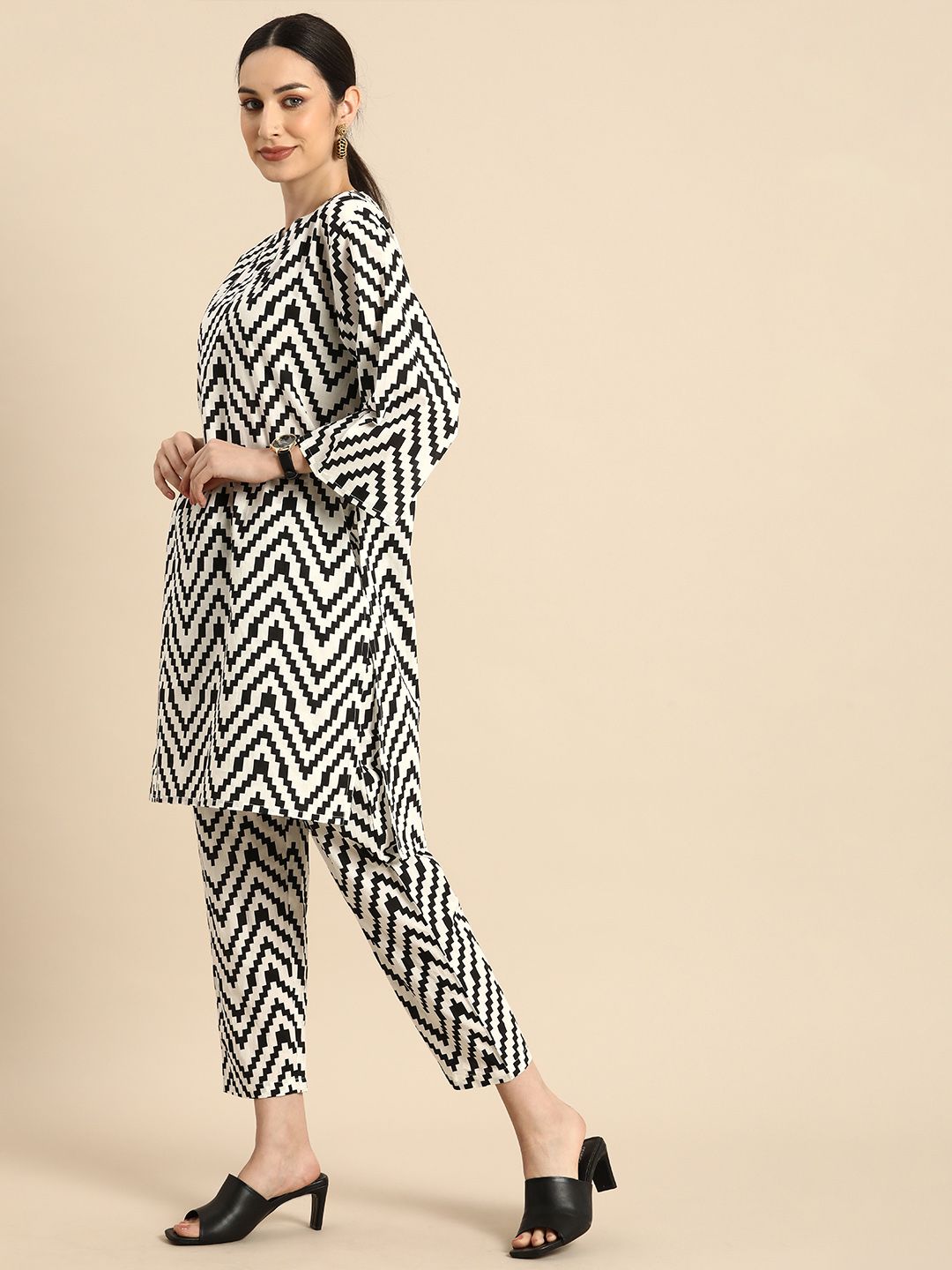 Anouk Women White Printed Kurta with Trousers