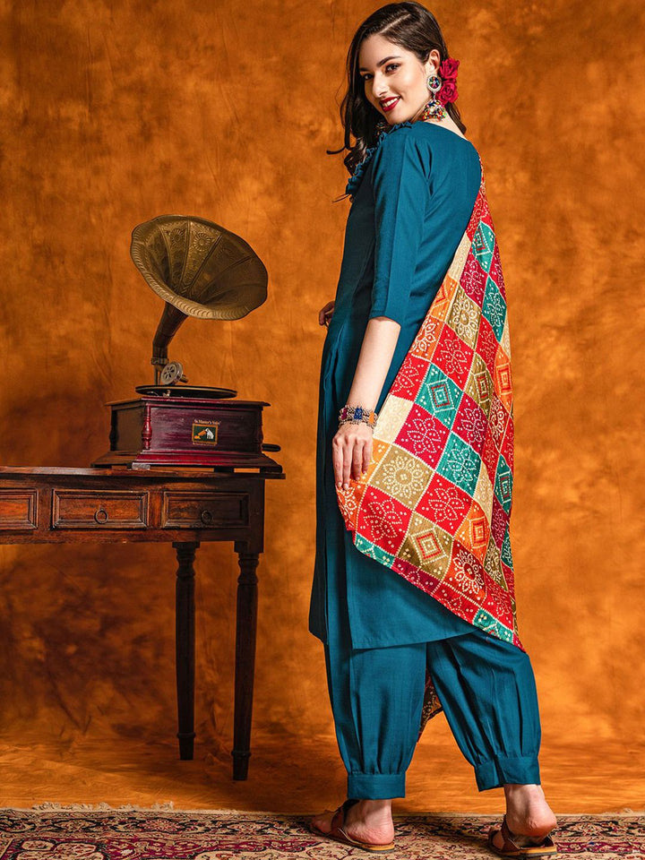 KALINI Floral Embroidered Regular Pure Cotton Kurta With Patiala & Dupatta
