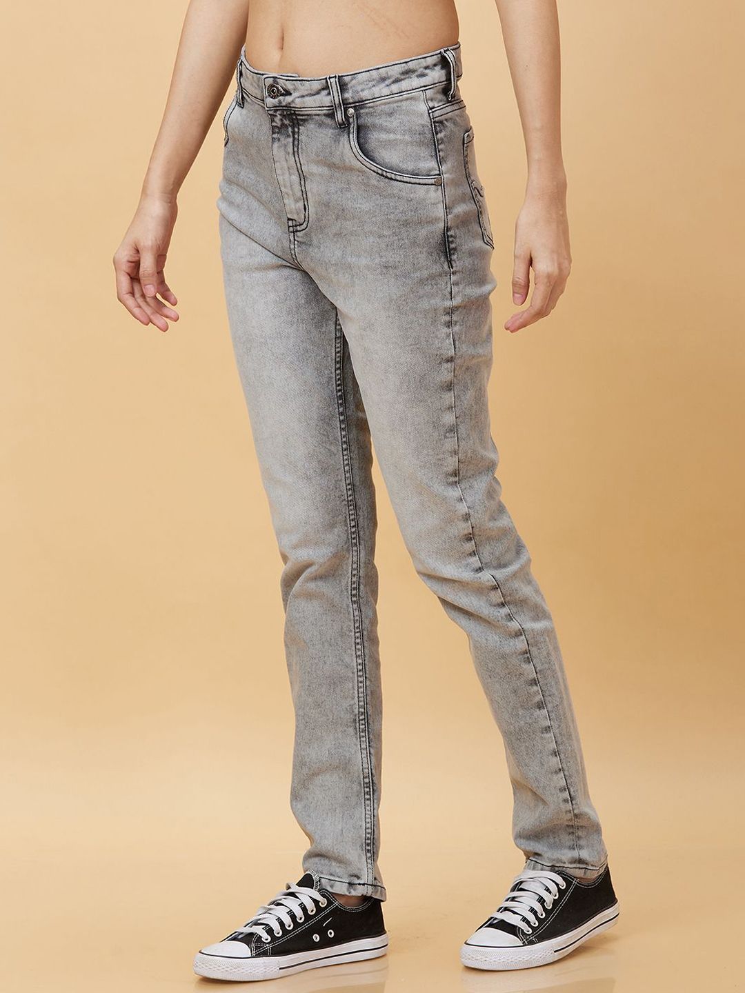 Being Human Women Slim Fit Heavy Fade Jeans