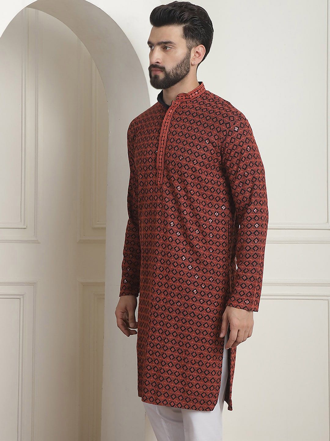 SOJANYA Mandarin Collar Geometric Printed Cotton Thread Work Kurta