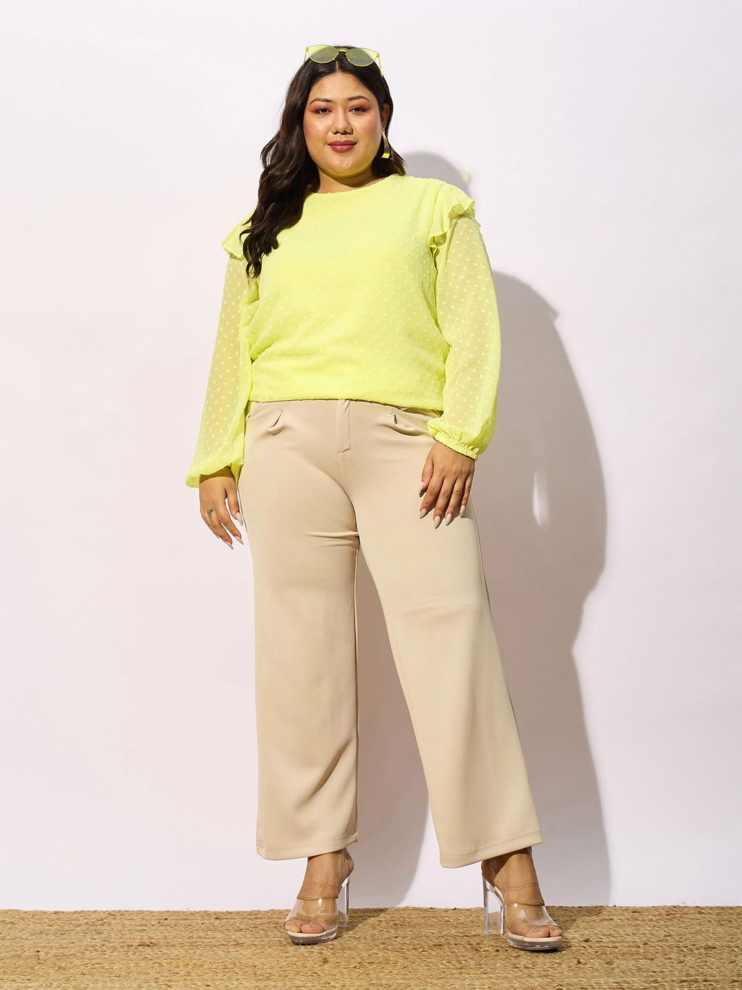 SASSAFRAS Curve Plus Size Self Design Puff Sleeves Top