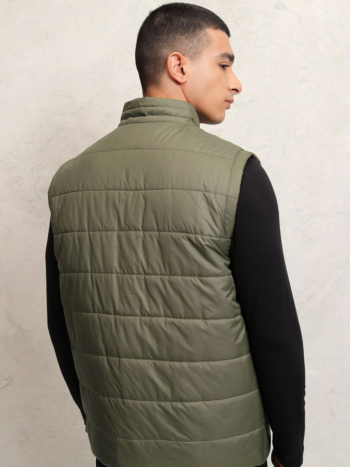 HIGHLANDER Men Solid Crop Mandarin Collar Quilted Jacket