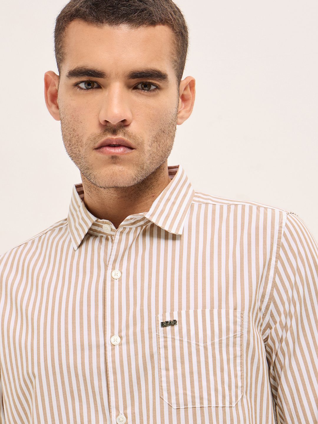 THE BEAR HOUSE Slim Fit Spread Collar Vertical Striped Pure Cotton Casual Shirt