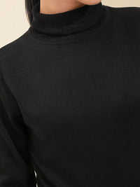 Tokyo Talkies Women Striped Pullover