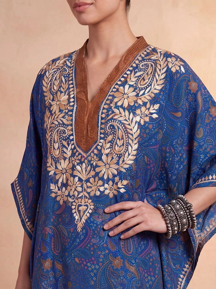Rumah Wanita Chikankari Paisley Sulam Benang Kerja Crepe Kaftan Kurta