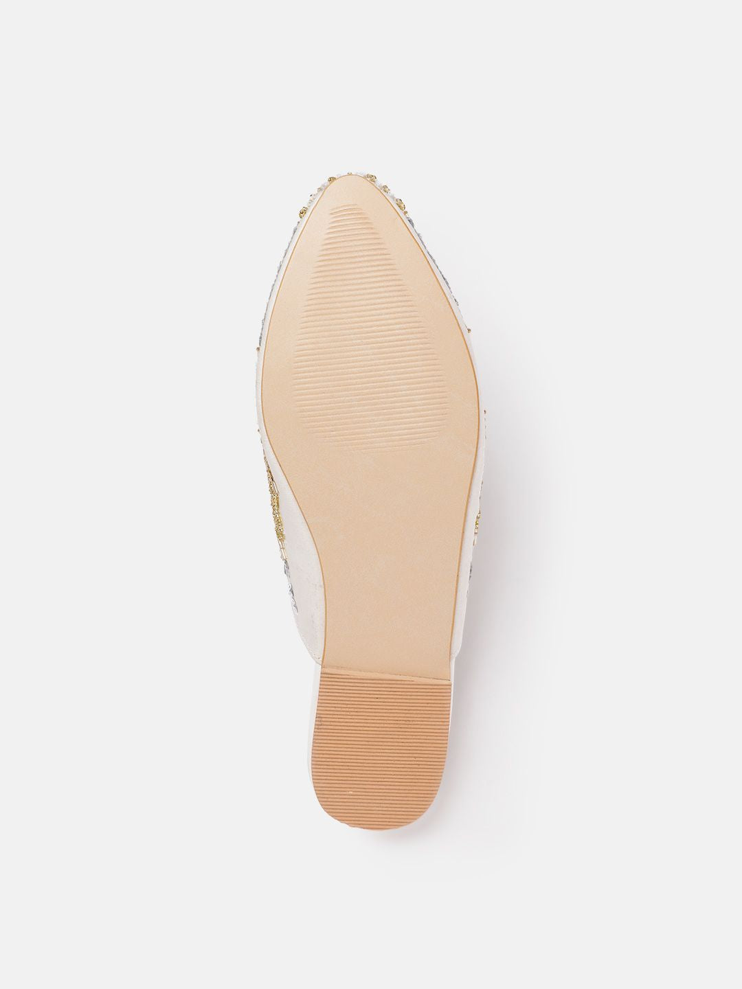 House of Pataudi Women Embellished Ethnic Mules