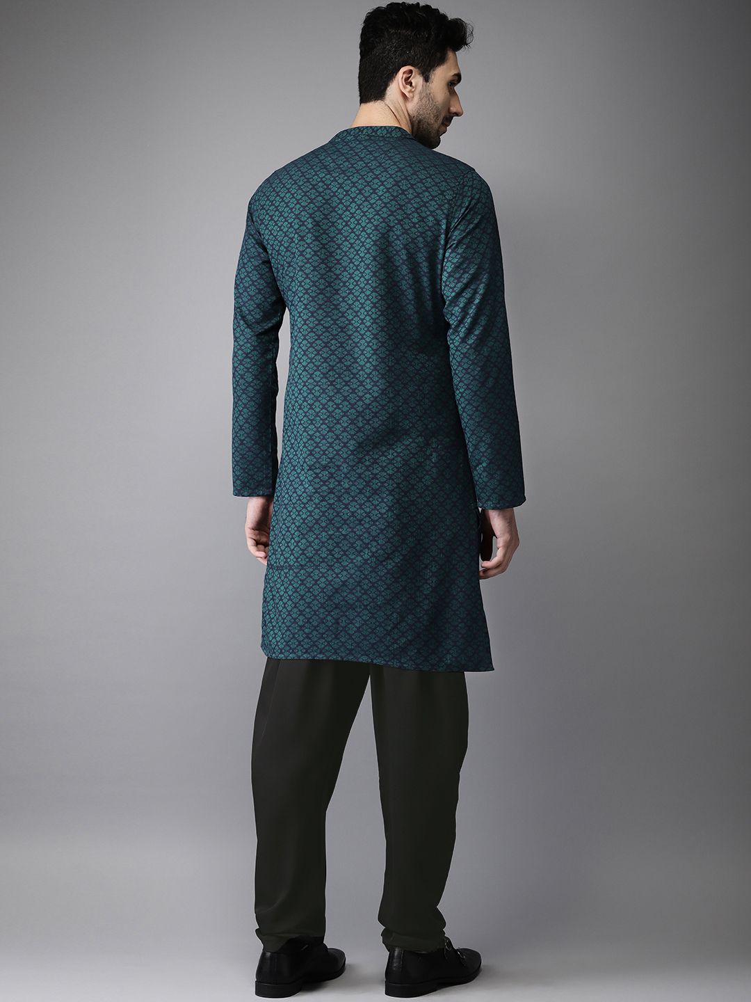 Anouk Men Green & Black Self Design Kurta with Pyjamas