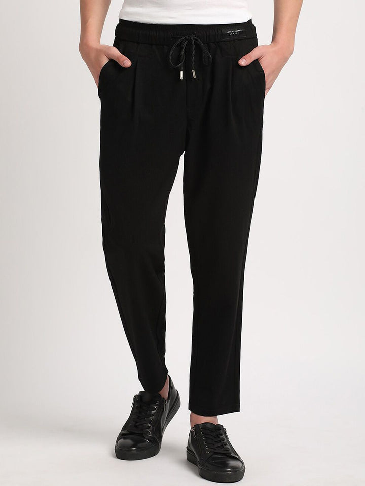 THE BEAR HOUSE Men Relaxed Loose Fit Pleated Regular Trousers