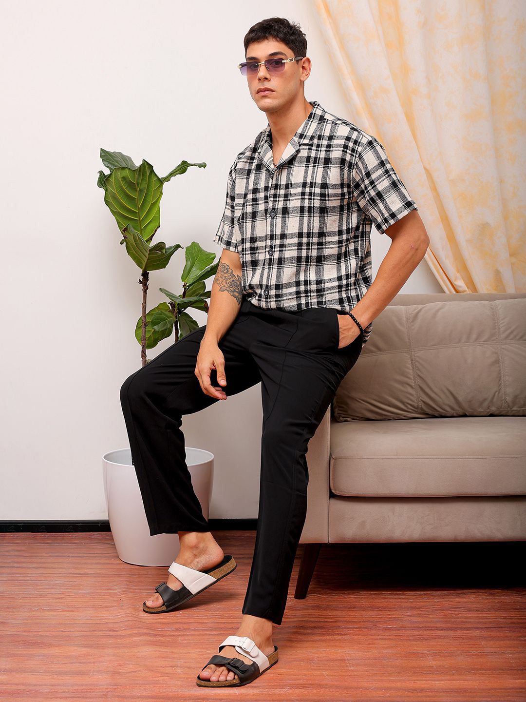 The Indian Garage Co Men Relaxed Fit Checked Resortwear Shirt