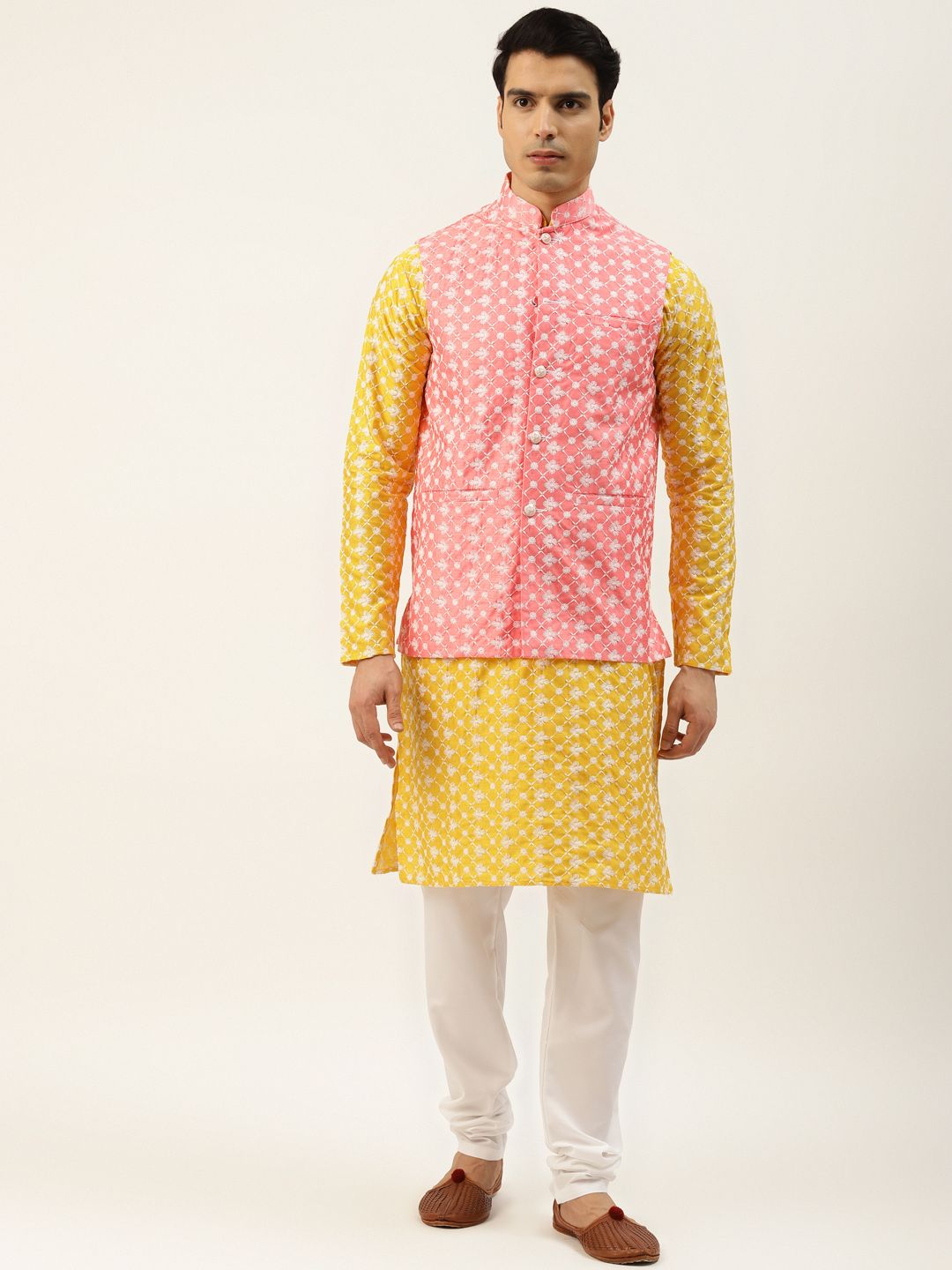 SOJANYA Men Yellow & White Embroidered Thread Work Kurta with Churidar & Nehru Jacket