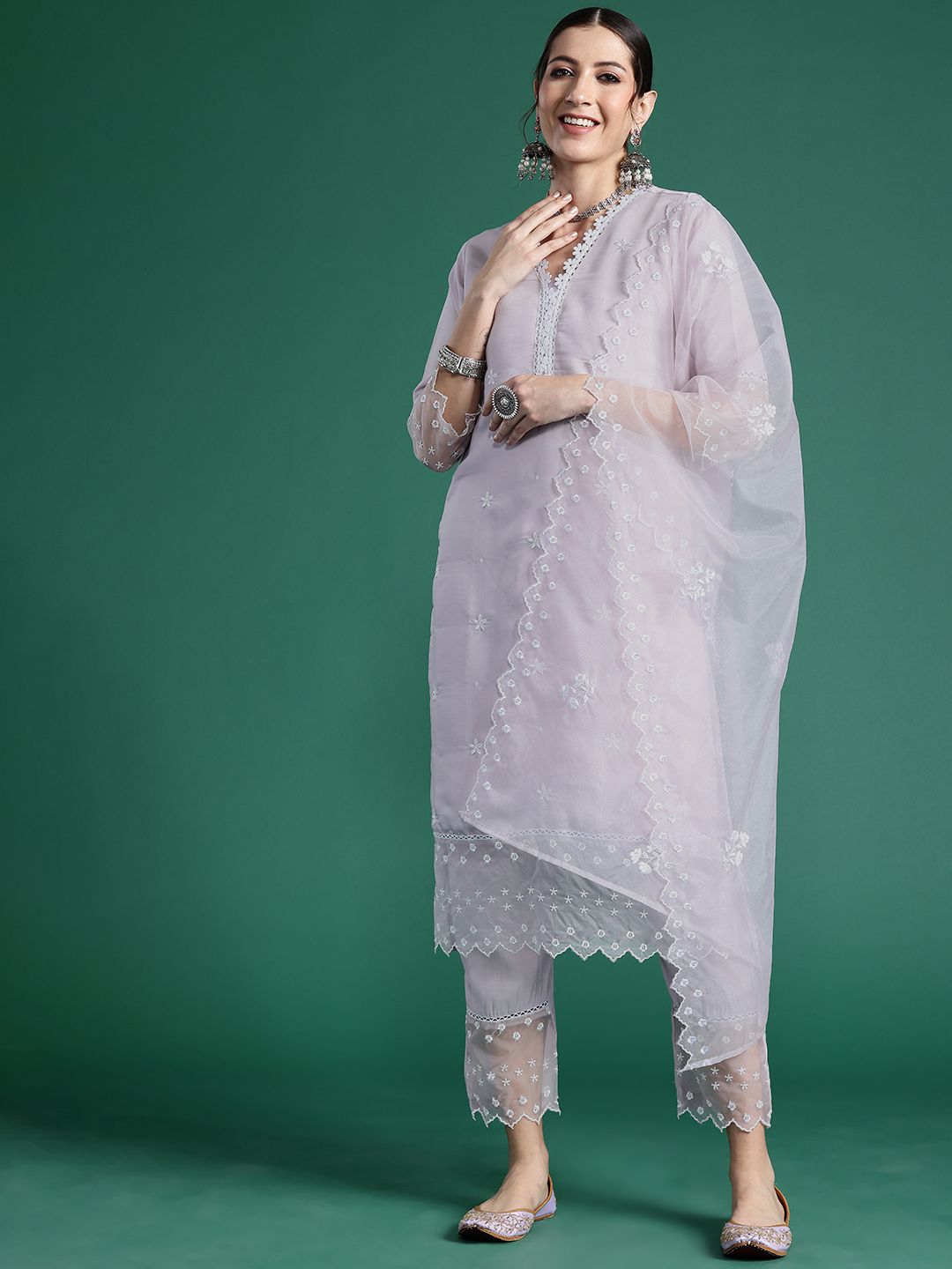 Indo Era Women Floral Embroidered Regular Thread Work Kurta with Trousers & With Dupatta