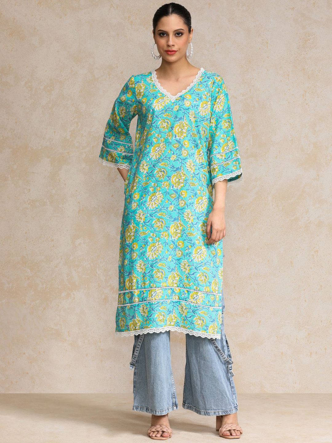Varanga Women Floral Printed Indie Florals Kurta