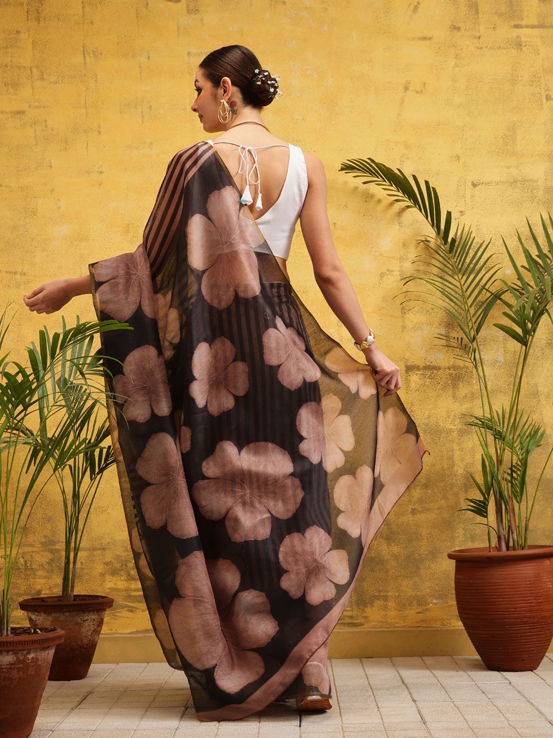 Silk Land Floral Striped Ready to Wear Chanderi Saree