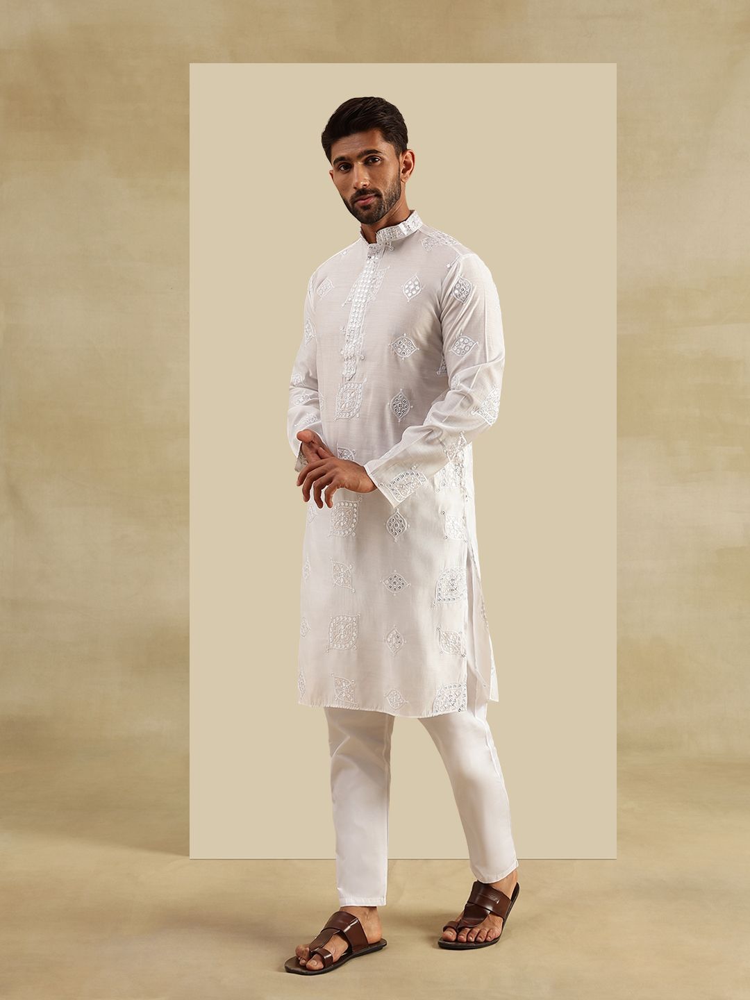 SOJANYA Floral Embroidered Mandarin Collar Mirror Work Cotton Silk Straight Kurta