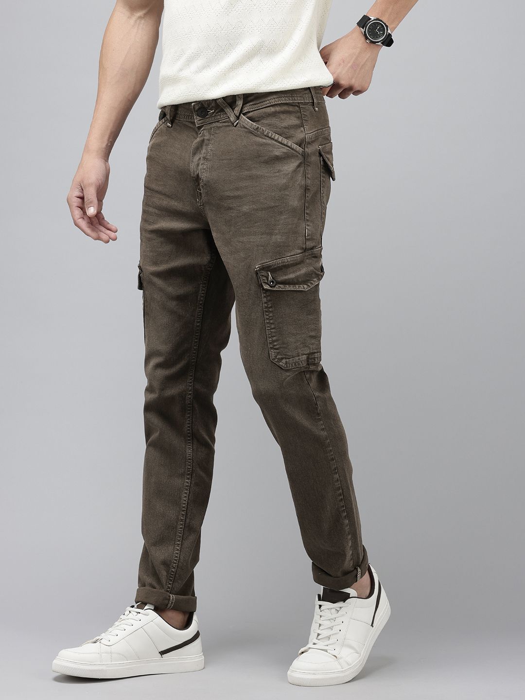 SPYKAR Men Trooper Regular Fit Light Fade Stretchable Cargo Style Jeans