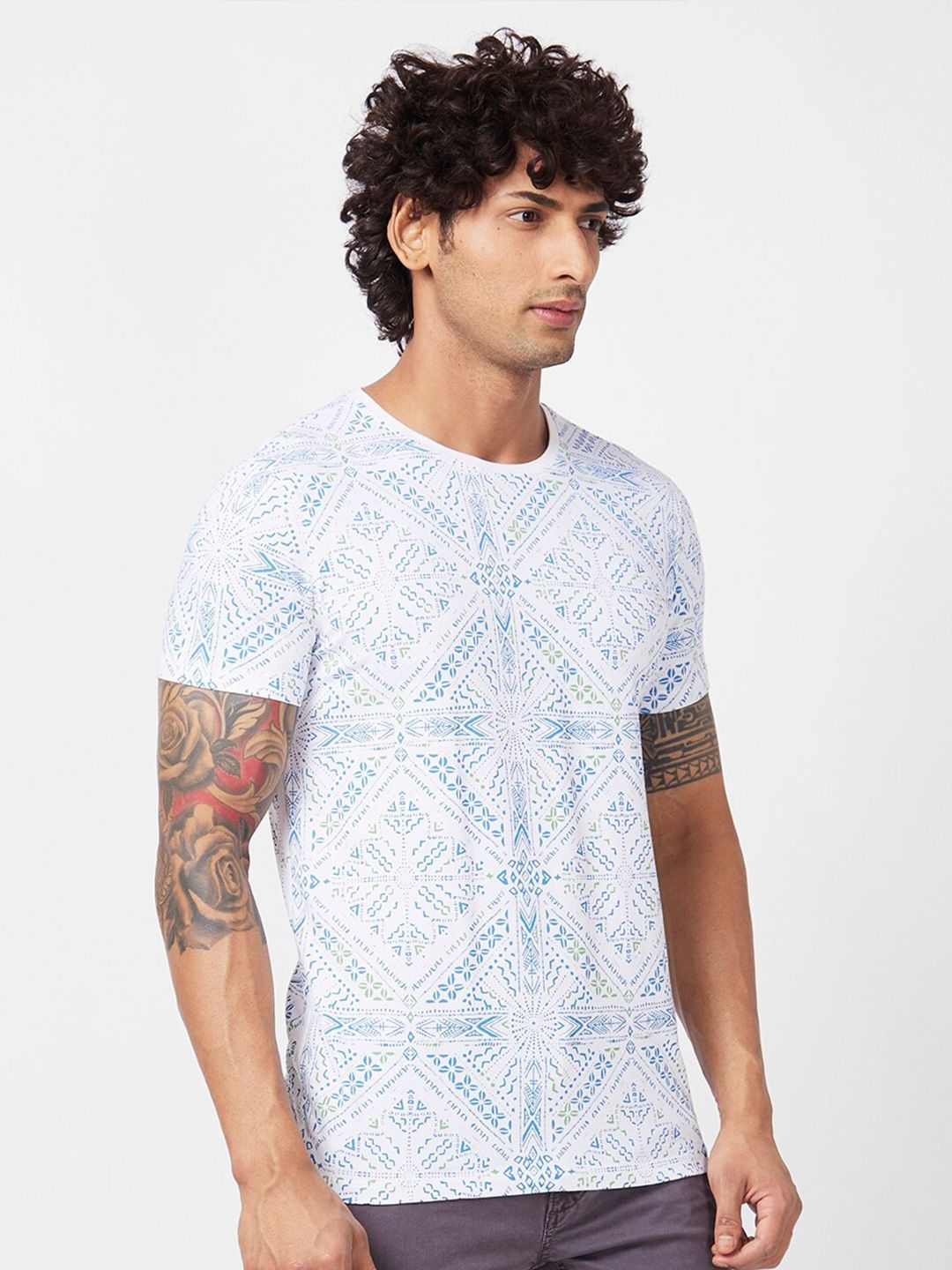 SPYKAR Geometric Printed Slim Fit Cotton T-Shirt