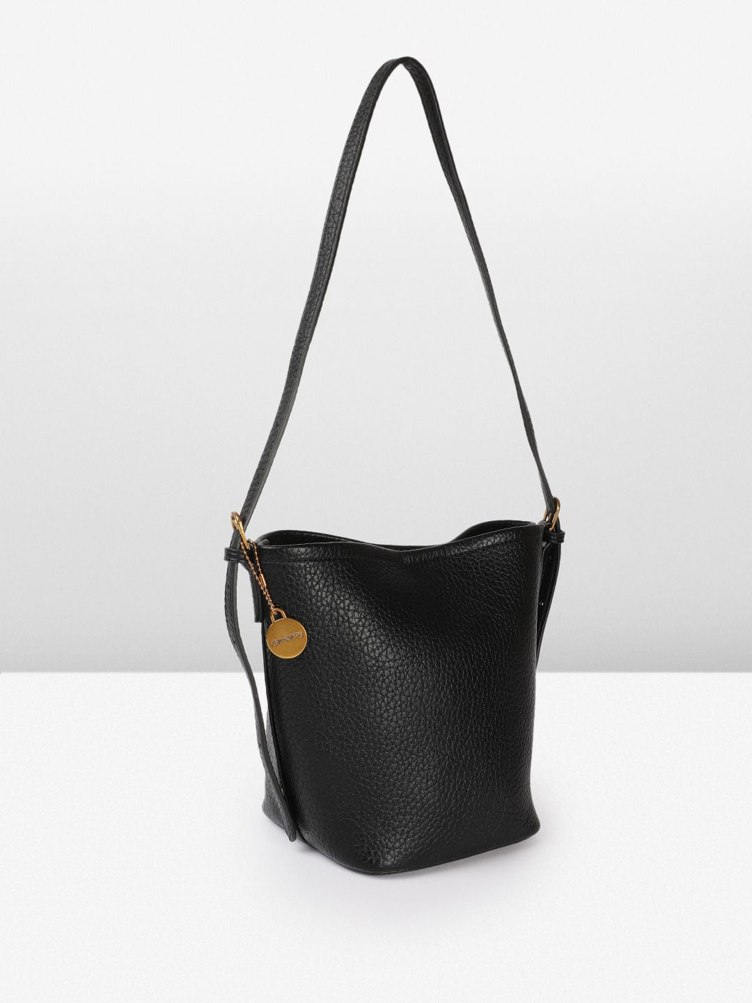 DressBerry Structured Shoulder Bag with Pouch