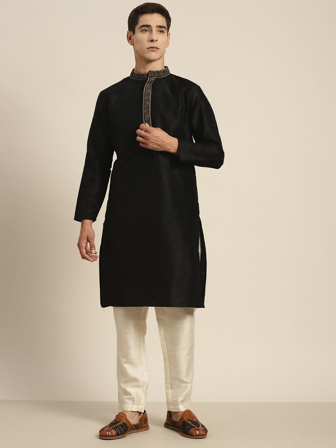 SOJANYA Kurta Motif Etnik Rekaan Tenunan