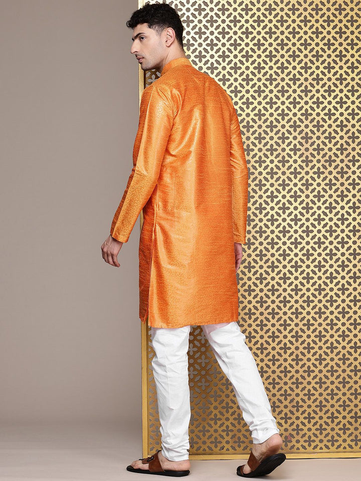 House of Pataudi Men Jashn Indie Florals Woven Design Regular Kurta With Churidar