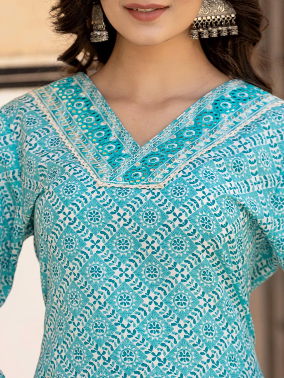 Varanga Ethnic Motifs Printed Regular Mirror Work Kurta with Trousers & With Dupatta